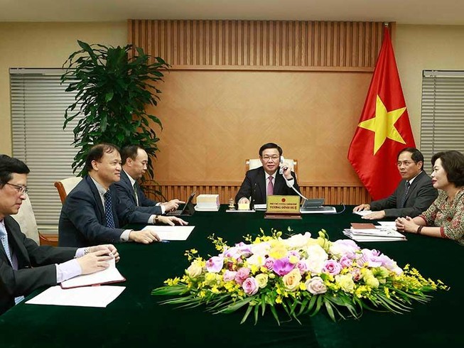 Phó thủ tướng Vương Đình Huệ điện đàm Bộ trưởng Tài chính Mỹ