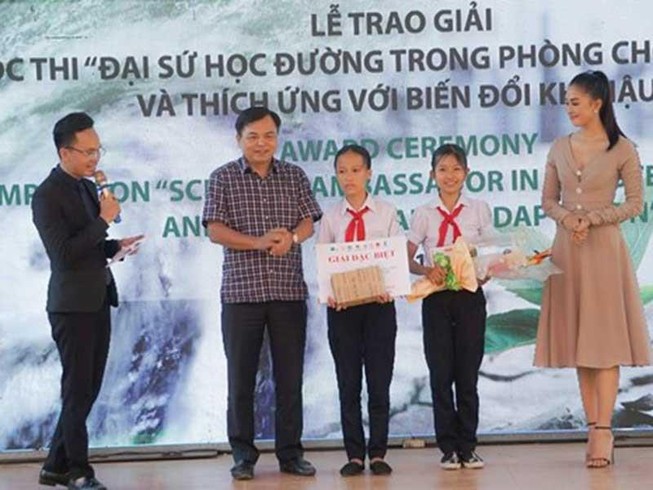 Đánh thức vùng đất ngủ yên… giành giải Đại sứ học đường