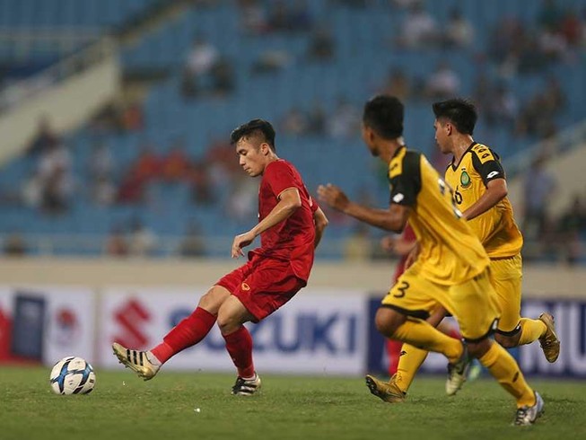 World Cup hết cửa, tính đường SEA Games