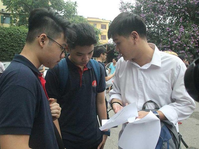 10 ngày chạy sô thi 3 trường chuyên