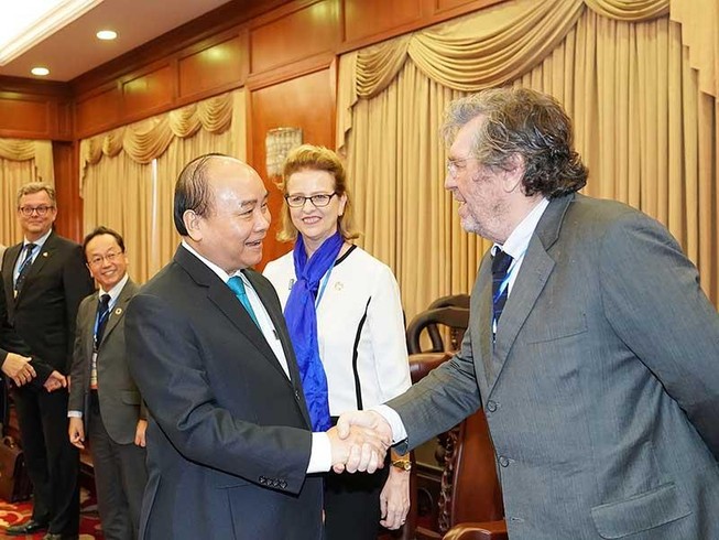 Gỡ điểm nghẽn giao thông cho ĐBSCL và TP.HCM