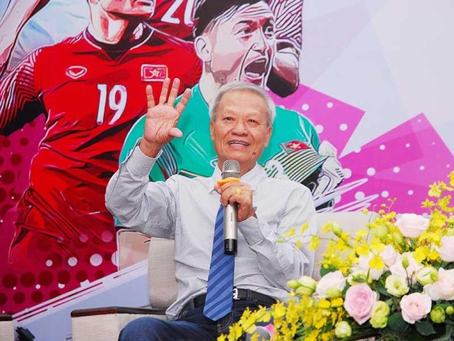 HLV Lê Thụy Hải và ‘hiệp đấu thứ 14’