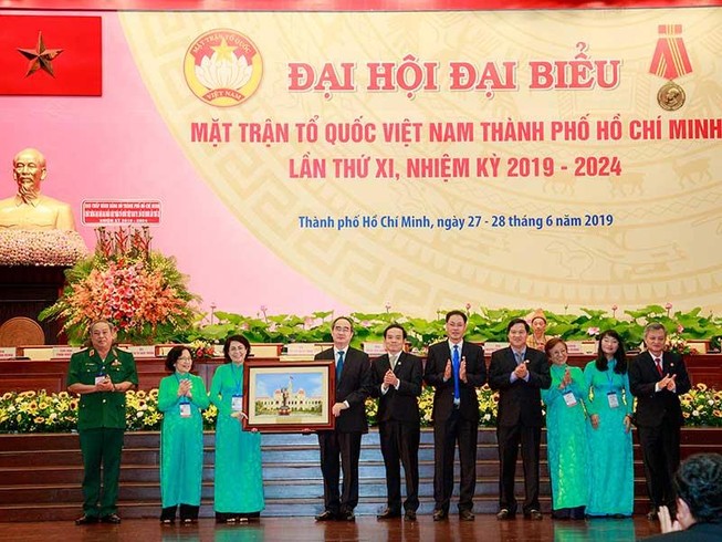 Mặt trận cần giám sát chặt hơn cán bộ, đảng viên