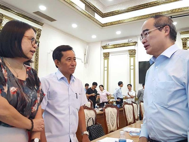 Hãy làm cho dân vui khi đến cửa công quyền