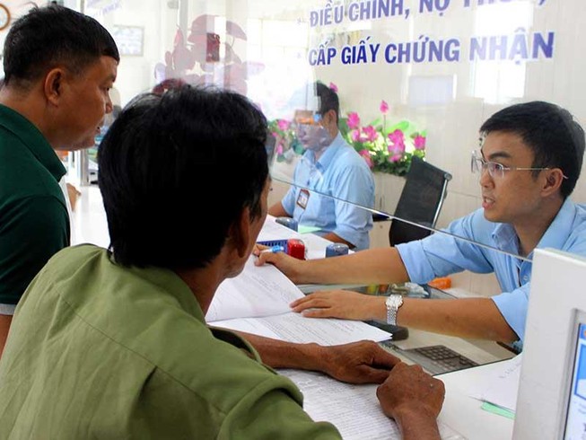 Quận, huyện hỏi, sở ngành rề rà trả lời