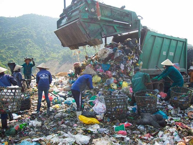 Liên doanh xử lý rác: Chỉ được góp vốn bằng tài sản trên đất