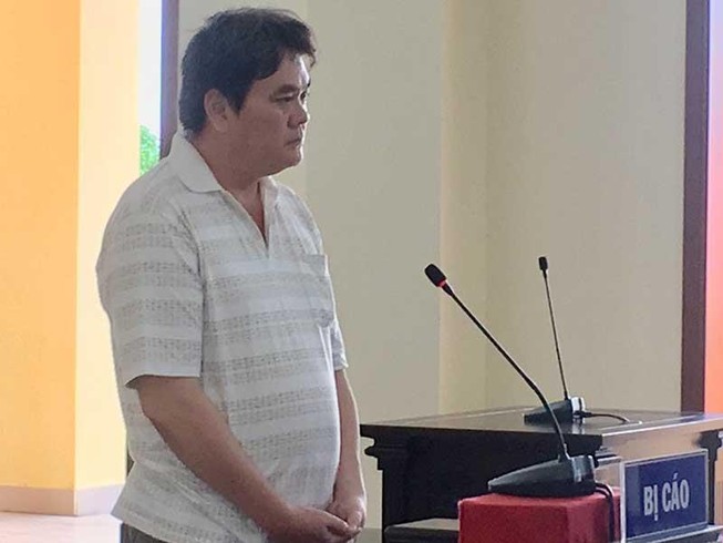 ‘Chạy’ vào ngành công an: Mất cả chì lẫn chài!
