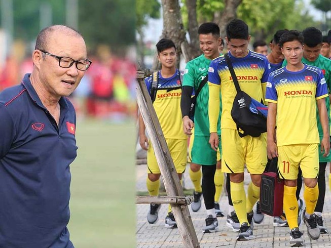 Khi thầy Park chăm… ‘con mọn’
