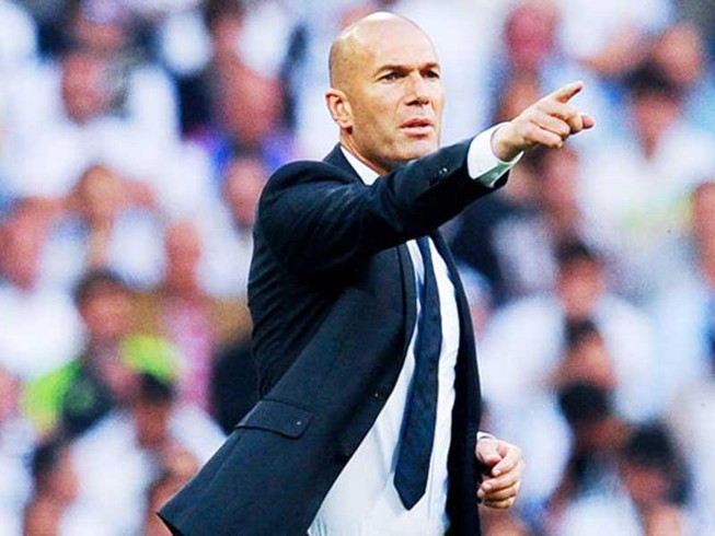Cãi nhau với chủ tịch Real, Zidane có tiếp tục ở Bernabeu?