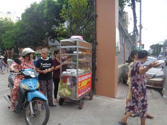 Bữa sáng nghĩa tình