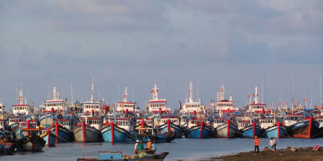 Ứng phó trò khai thác chung kiểu Trung Quốc ở biển Đông