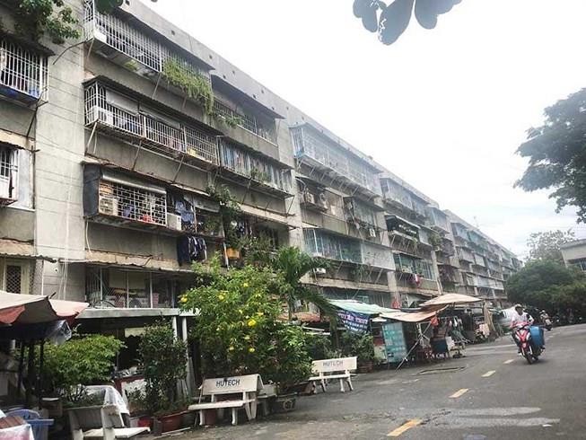 Hơn 1.300 cư dân ở chung cư Thanh Đa sẽ được di dời trong thời gian tới. Ảnh: Đ.TRANG