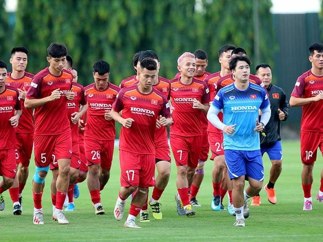 Hối hả đại chiến Thái Lan - Việt Nam