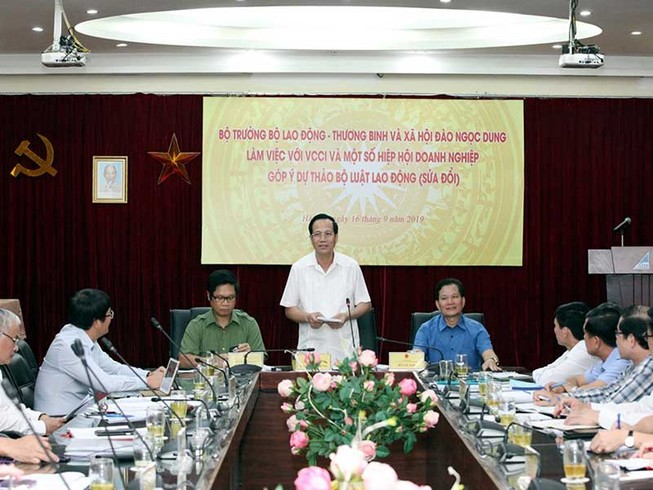 Việt Nam đã qua thời kỳ lợi thế nhân công giá rẻ