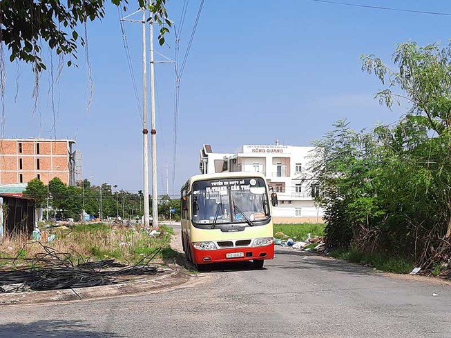 Không trúng đấu giá, xe buýt vẫn được hoạt động