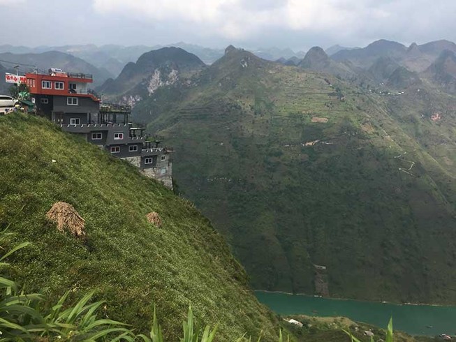 Phải trả lại nguyên trạng đỉnh Mã Pì Lèng