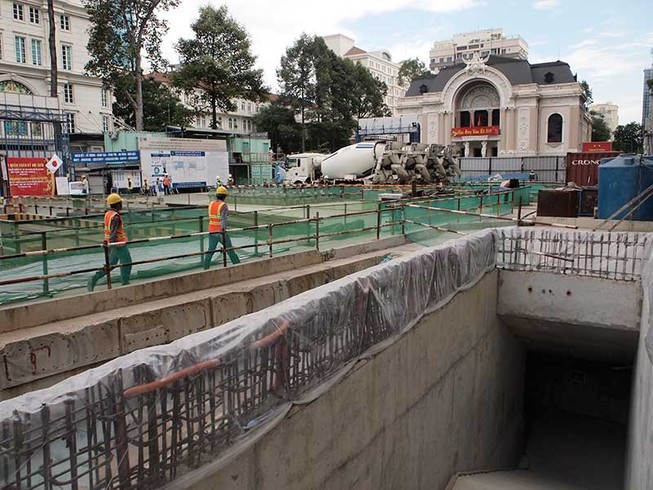 Metro số 1 trước nguy cơ ngừng thi công