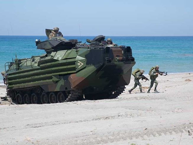 Biển Đông: Philippines càng nhân nhượng, TQ càng lấn tới