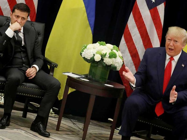 Ông Trump và hai vụ lùm xùm chưa giải đáp