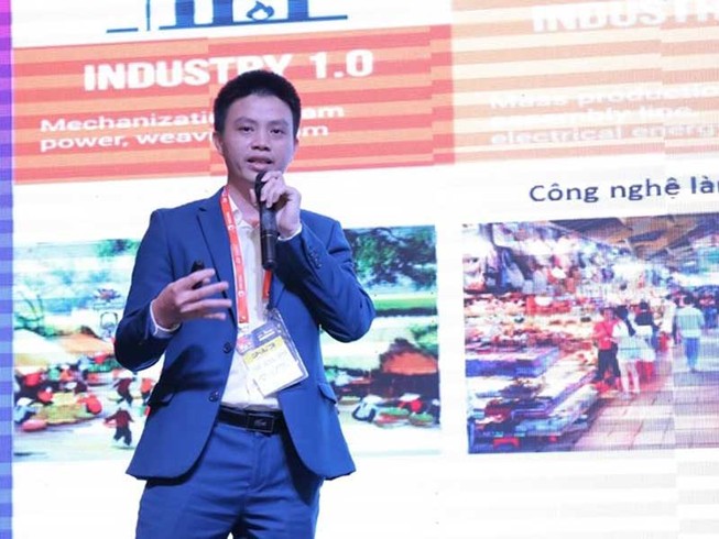 ‘Muốn kiếm tiền tỉ trên mạng, đừng làm như bán ở chợ’