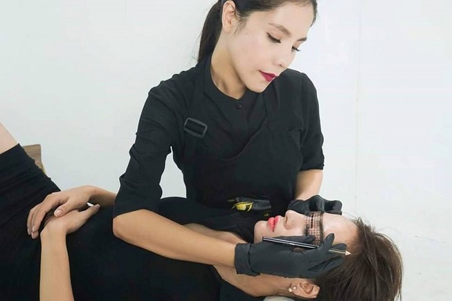 Từ người mẫu, ca sĩ đến nữ doanh nhân Ngô Mai Trang