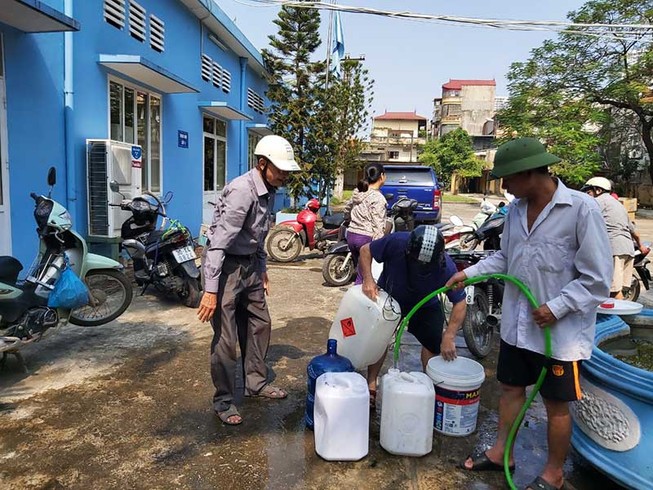 Nước sạch sông Đà đã an toàn, có thể ăn uống