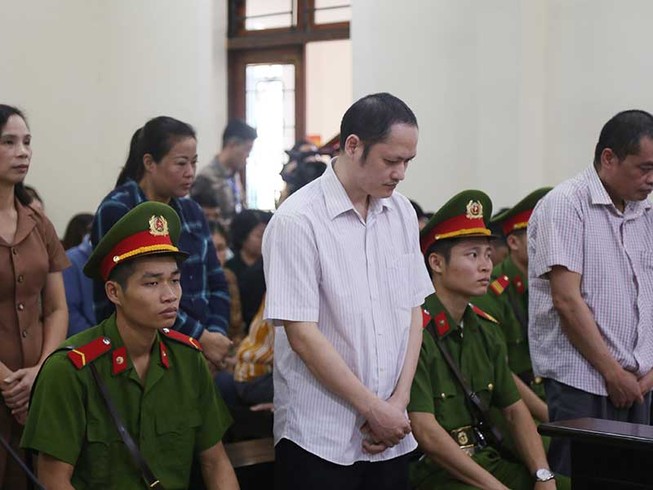 Tuyên án nhưng vẫn đề nghị Bộ Công an điều tra