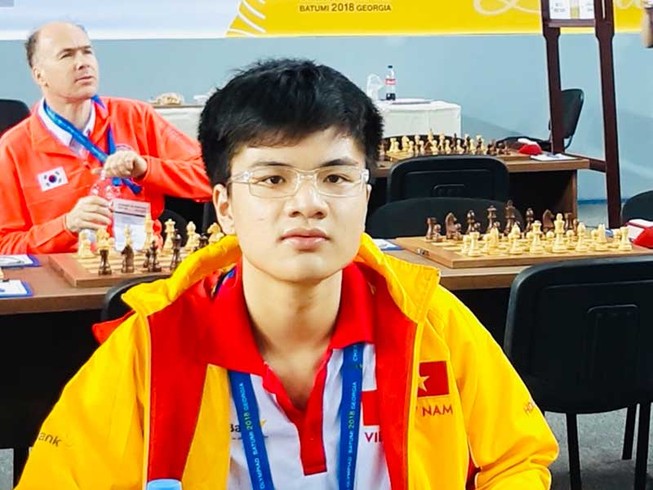 Đại kiện tướng cờ vua thế giới mơ làm bác sĩ