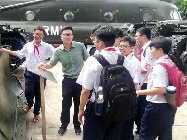 Người thầy khiến học trò 'đắm đuối' với môn Văn