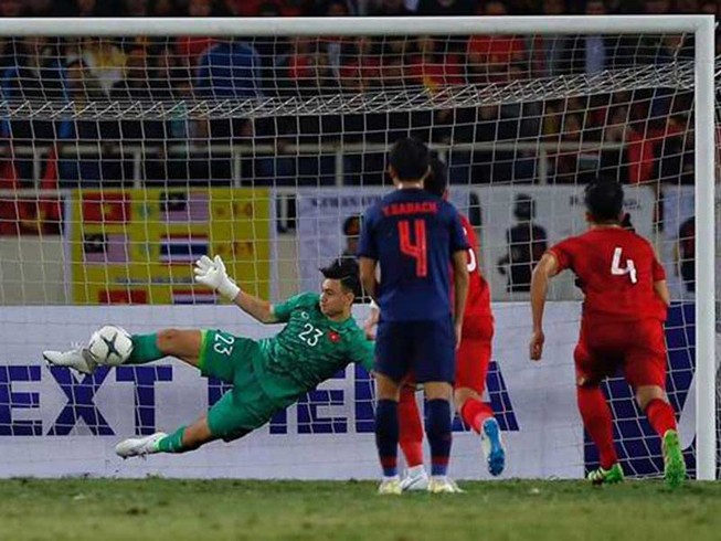AFC: Cả hai tình huống tranh cãi đều liên quan đến Văn Hậu