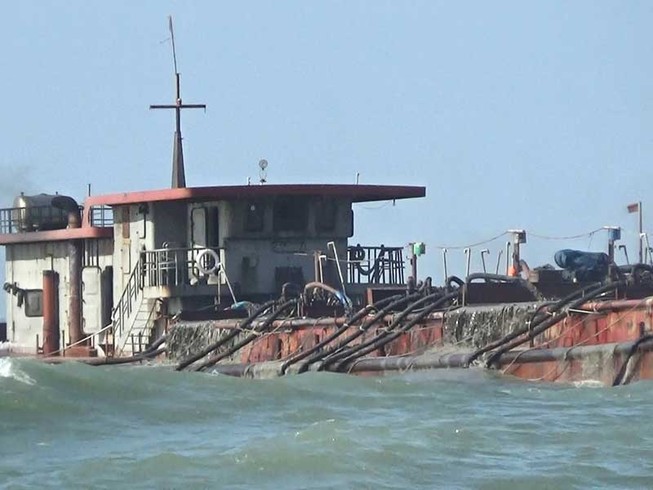 Xử lý nghiêm người tiếp tay cho sa tặc