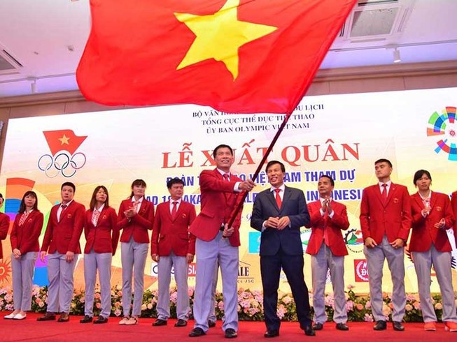 Thể thao Việt Nam mong cho ‘chân cứng đá mềm!’