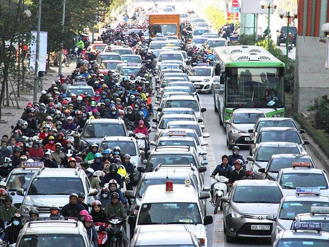 Đề xuất nhận diện xe bằng tem đăng kiểm