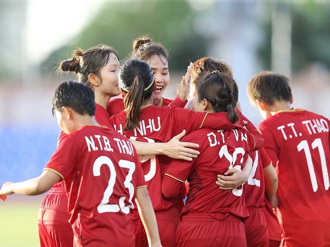 Nữ Việt Nam - nữ Indonesia: Sẽ sớm giành vé vào bán kết