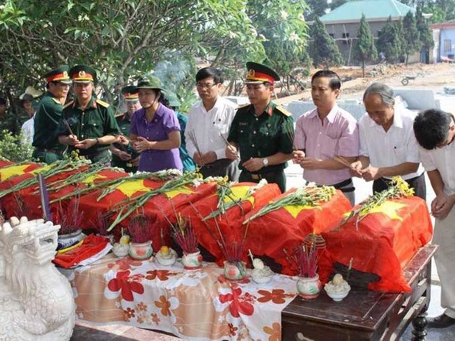 Vụ 13 mộ liệt sĩ không có hài cốt: Khẩn cấp làm rõ