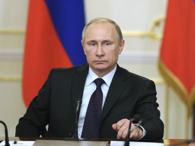 Putin lệnh cho quan chức đưa toàn bộ người thân về nước
