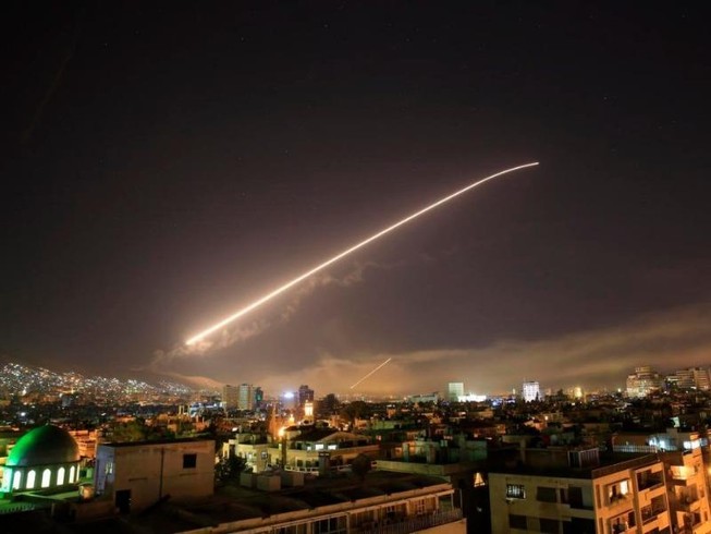 Anh-Pháp-Mỹ đã phóng 110 tên lửa vào lãnh thổ Syria