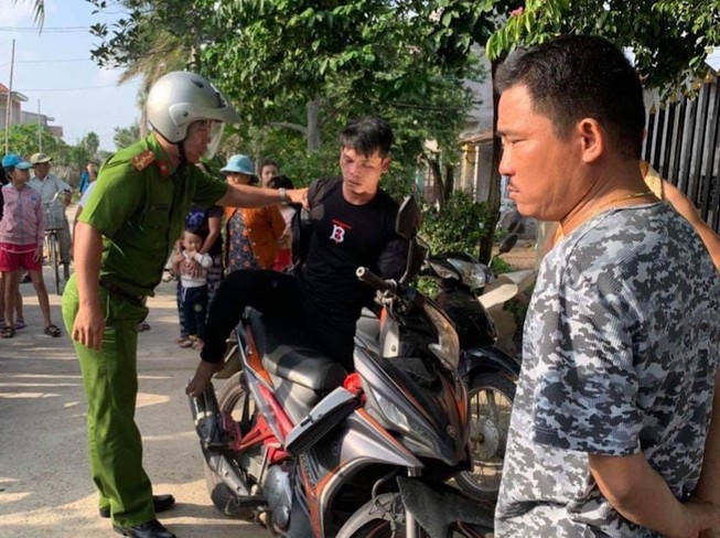 Bị bắt, kẻ trộm vội khai lý lịch giả