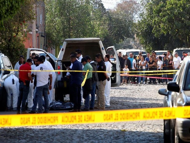 Mexico: Tìm thấy 9 thi thể không toàn vẹn trong xe tải