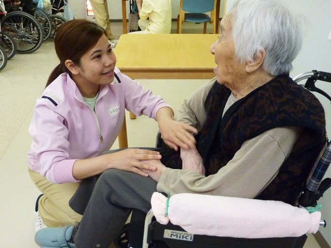 Điều dưỡng viên Việt Nam tại Nhật tăng mạnh