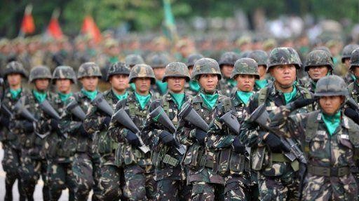 Ông Duterte dọa ‘động binh’ nếu Trung Quốc động đến Thị Tứ