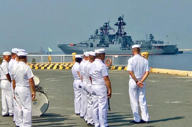Tàu chiến Nga thăm Philippines