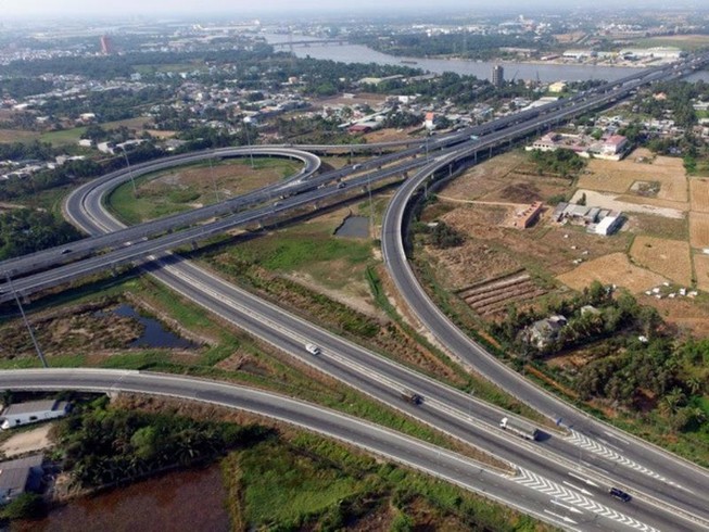 Cao tốc Bắc - Nam khả thi không, mức giá nào hợp lý?