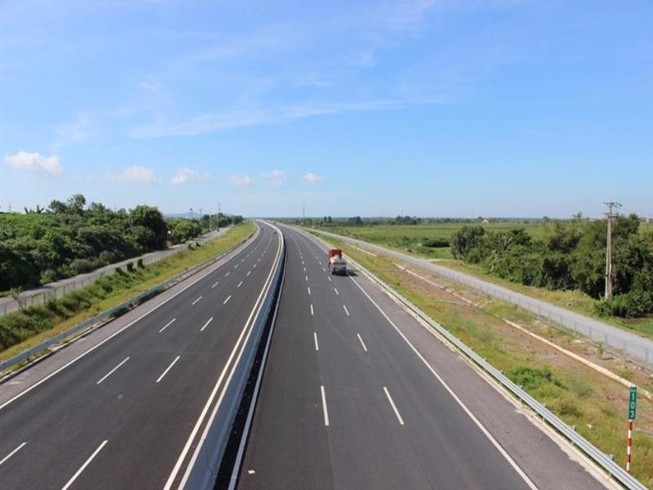 Cao tốc Bắc - Nam: gần 120.000 tỉ đồng cho hơn 650 km