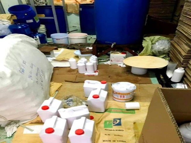 Trộn thuốc thú y giả vào thuốc thật mang bán ở vùng sâu
