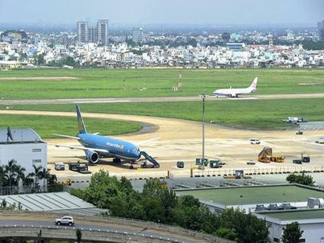 Phó Thủ tướng chỉ đạo về việc mở rộng sân bay Tân Sơn Nhất