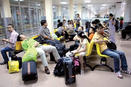 Bộ trưởng GTVT: 'Chậm, hủy chuyến bay không thể để kéo dài'