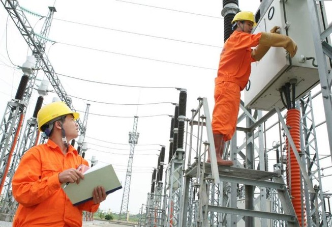 Thứ trưởng Bộ Công Thương: Sẽ xem xét kỹ việc tăng giá điện