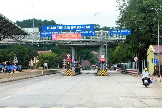 Đề xuất dừng thu phí BOT trong ba ngày Tết