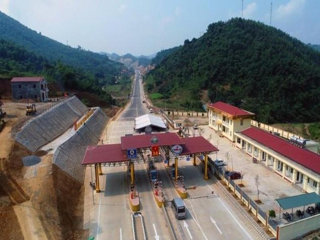 Bộ GTVT bác đề nghị dừng phục vụ tuyến đường Hòa Lạc-Hòa Bình
